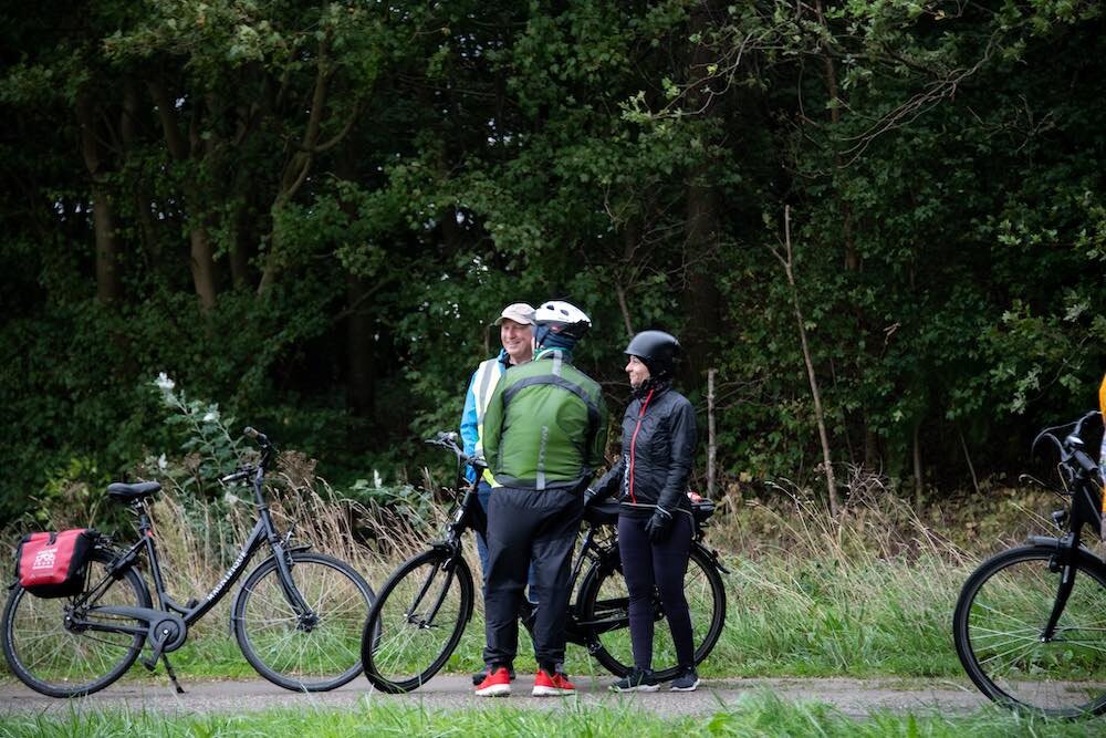荷蘭比利時 單車河輪    ７晚