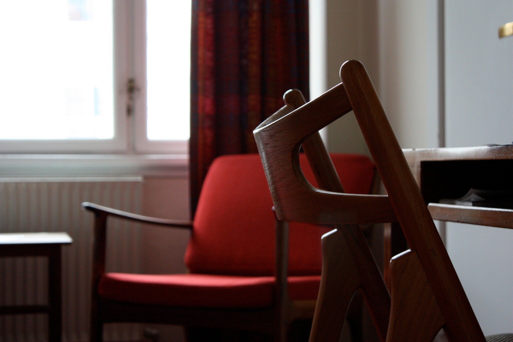 北歐峽灣極景設計旅宿 8 晚